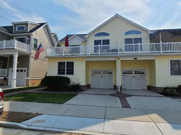 112 E Farragut Street, Wildwood Crest, NJ 08260