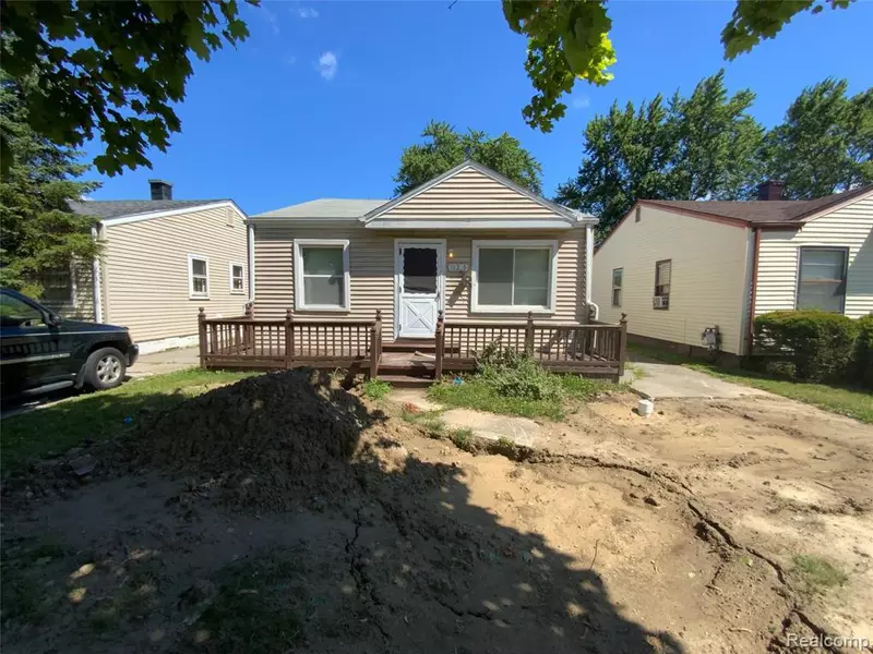 11235 LOZIER Avenue, Warren, MI 48089 1838