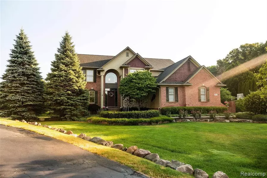 7833 BROOKPINES Drive, Clarkston, MI 48348 4469