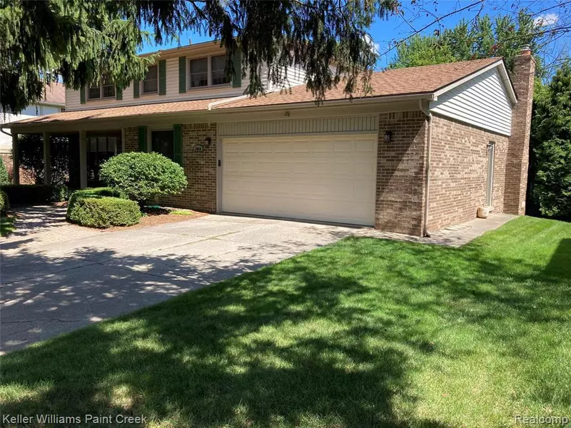 1068 TIVERTON TRAIL Drive, Rochester Hills, MI 48306 4068