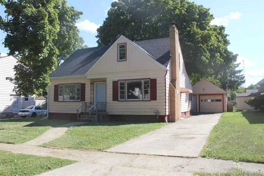 2955 CLEMENT Street, Flint, MI 48504 3041