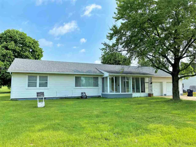 34081 32 Mile, Richmond, MI 48062