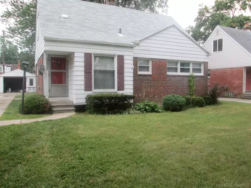 20276 Lancaster, Harper Woods, MI 48225