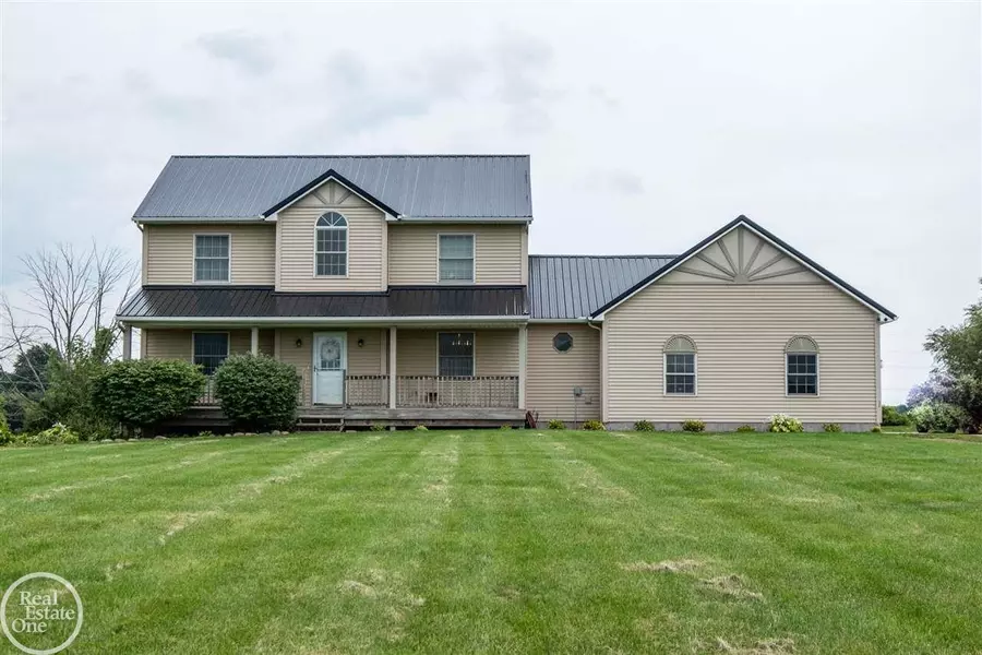 5425 Kidder, Almont, MI 48003