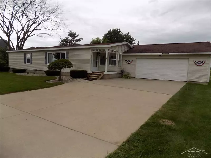 2244 S Reese Rd, Reese, MI 48757