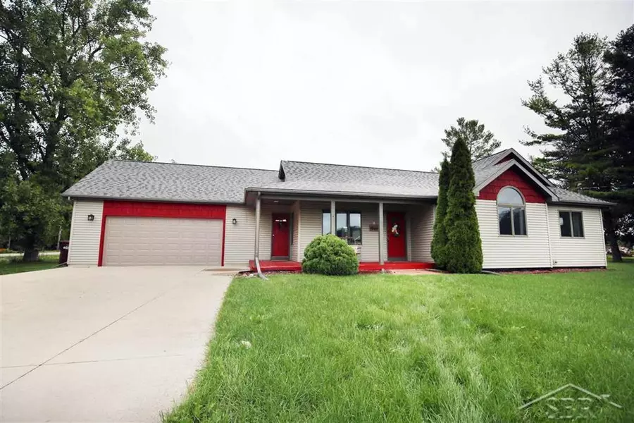 833 E Olson Road, Midland, MI 48640