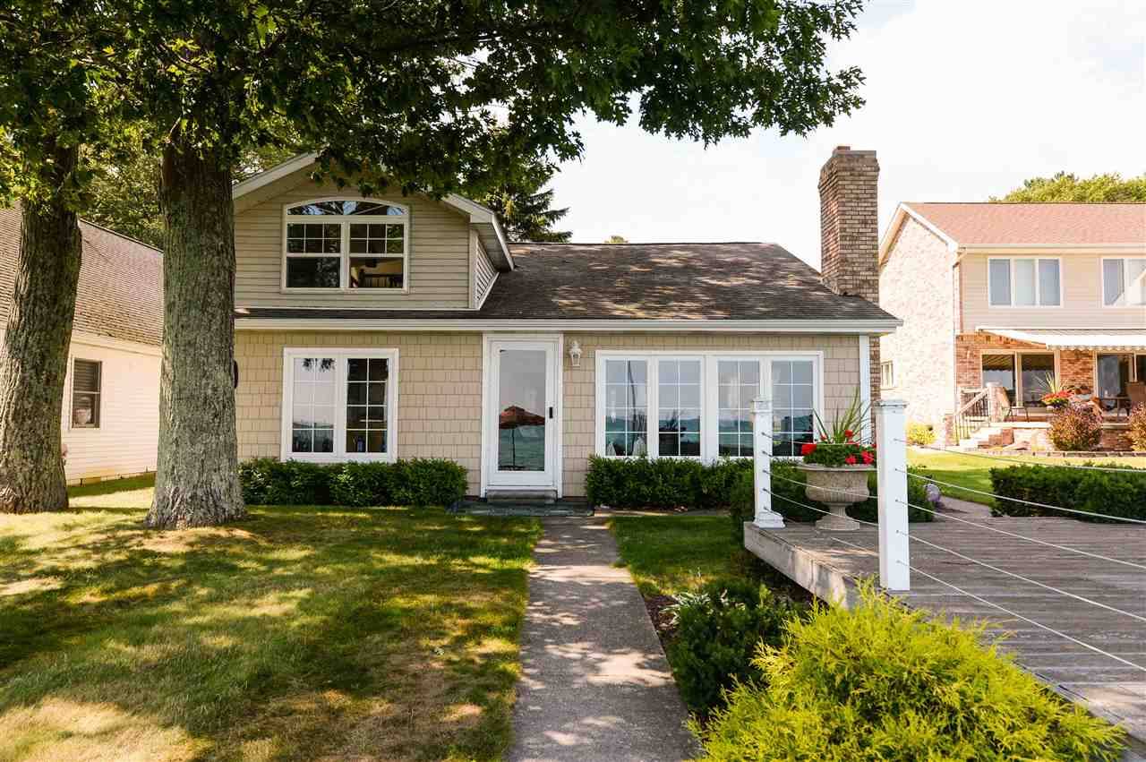 1651 Douglas Dr, Tawas City, MI 48763