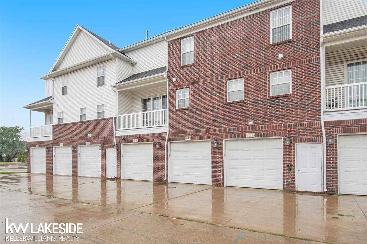 8363 Towne Center Cir, Warren, MI 48093