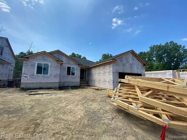 714 COBBLESTONE Drive, Fenton, MI 48430 1974