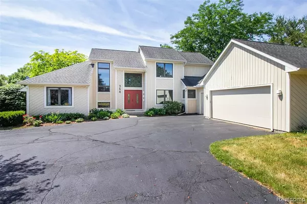 354 CRESTWAY CRT, Saline, MI 48176-9269