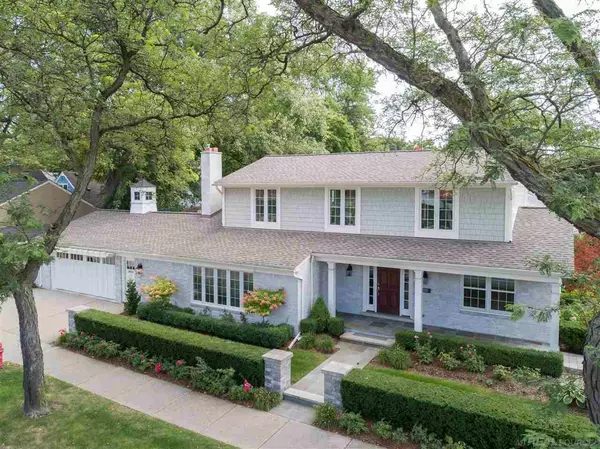 Grosse Pointe Farms, MI 48236,150 Kercheval