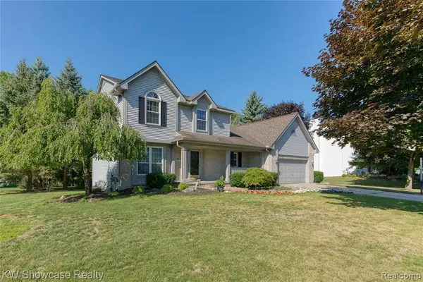 2902 TREYBURN Lane, West Bloomfield, MI 48324 4100