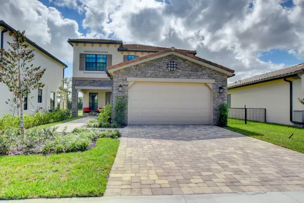 8891 Grand Prix LN, Boynton Beach, FL 33472