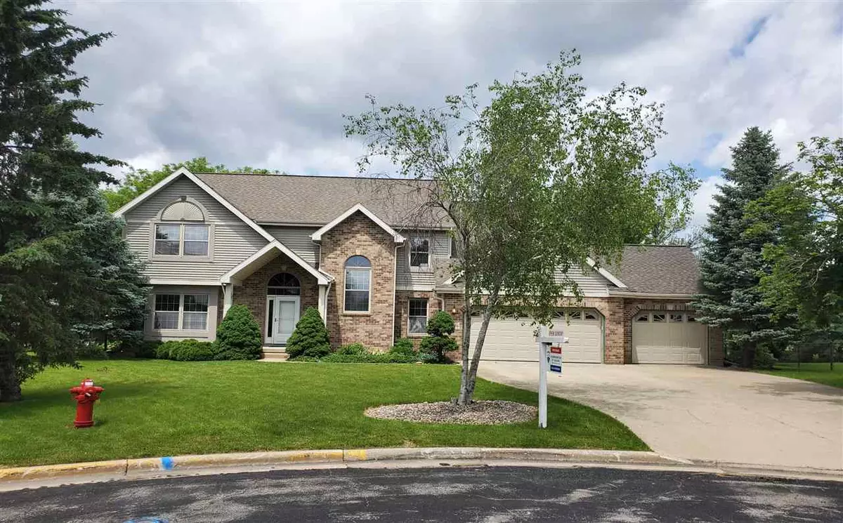 Mcfarland, WI 53558,5404 Calico Ct