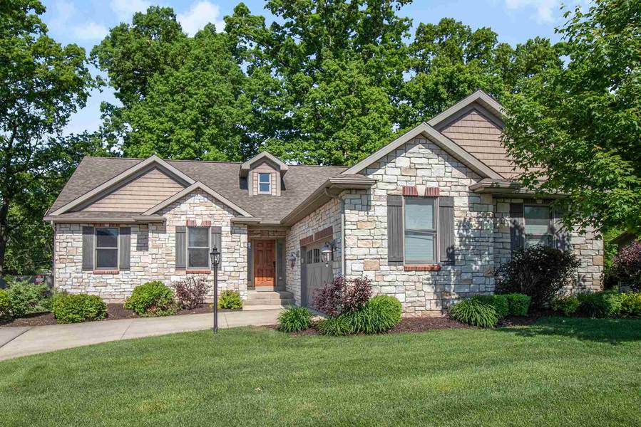 19467 Cottage Court, South Bend, IN 46637