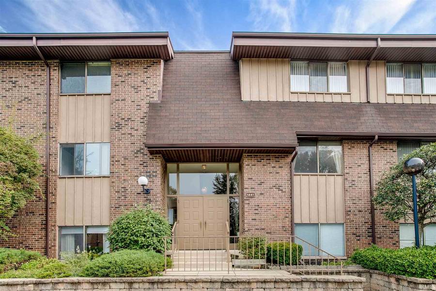 1441 Wildflower Way #209, South Bend, IN 46617-1048