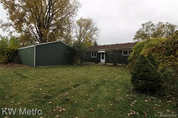 Troy, MI 48083,3250 TROY DR