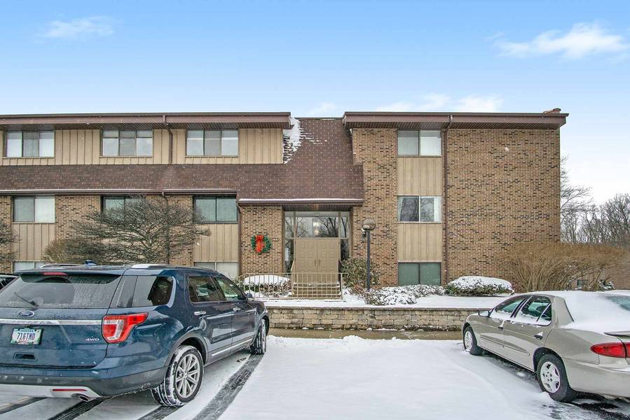 1447 Wildflower Way #206, South Bend, IN 46617