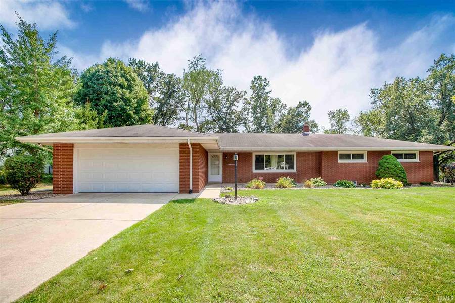 19670 Old Ridge Road, South Bend, IN 46614-5765