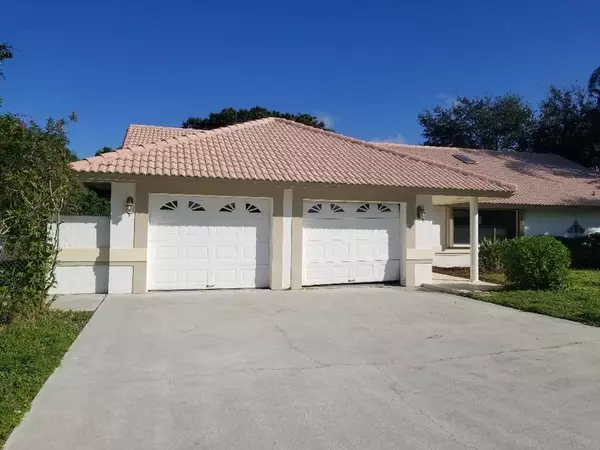 Boynton Beach, FL 33472,9885 Hindel CT