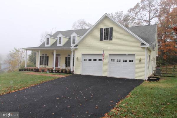 New Freedom, PA 17349,1 PICNIC LN