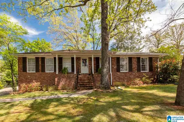 3333 CHARTWELL RD, Hoover, AL 35226