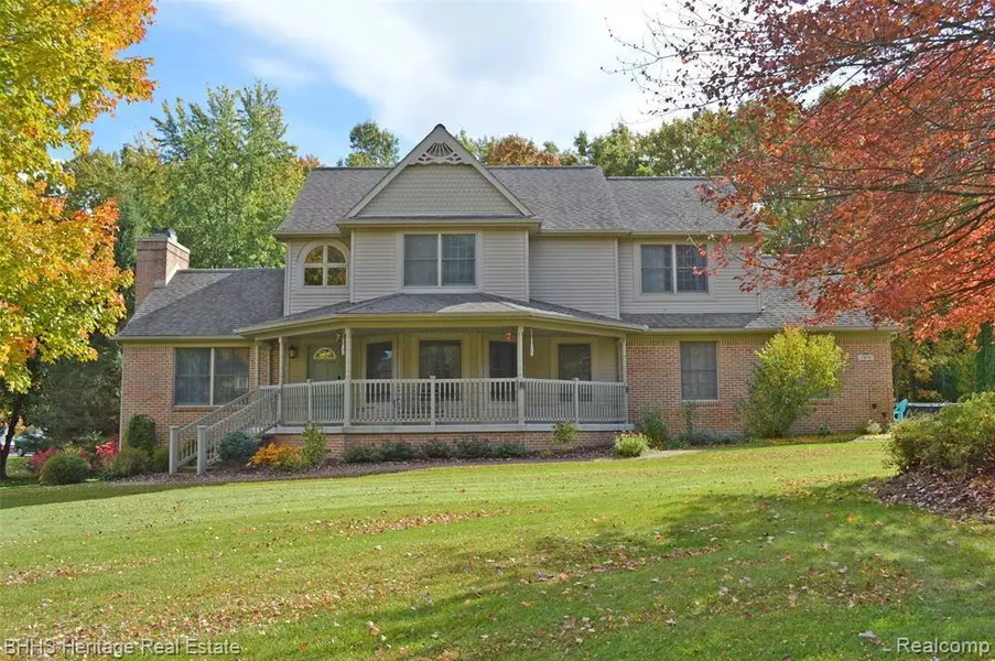 7876 OPEN MEADOWS Drive, Brighton, MI 48116 8856