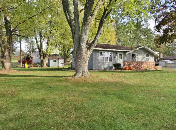 410 N Howard St, Poynette, WI 53955