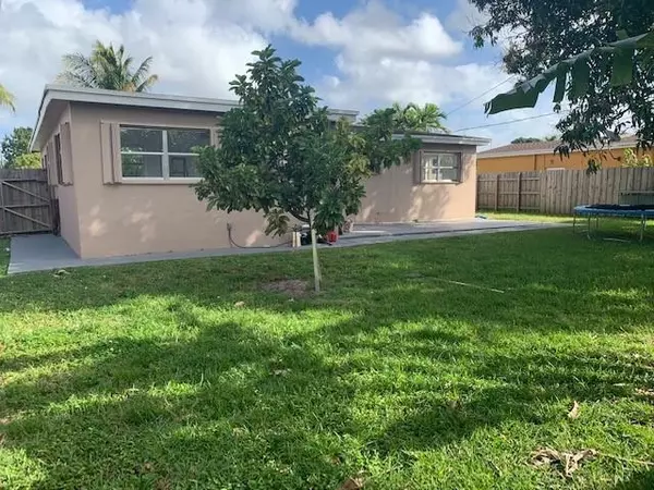 Miramar, FL 33023,2120 De Soto DR