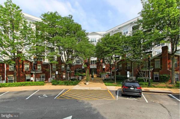 1625 INTERNATIONAL DR #317, Mclean, VA 22102