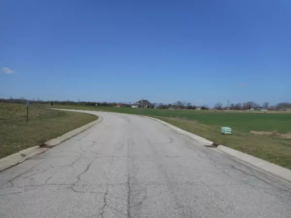 Warsaw, IN 46580,0 Riviera Drive #4