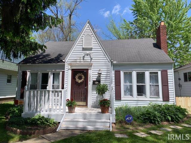 1305 Cedar Street, South Bend, IN 46617