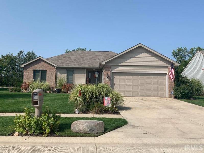 109 Tamarack Drive, Wakarusa, IN 46573-6100