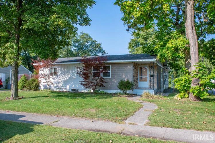 1221 Willowdale Avenue, Elkhart, IN 46514-2813