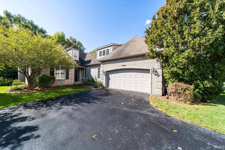 1525 Lake George Drive, Mishawaka, IN 46545