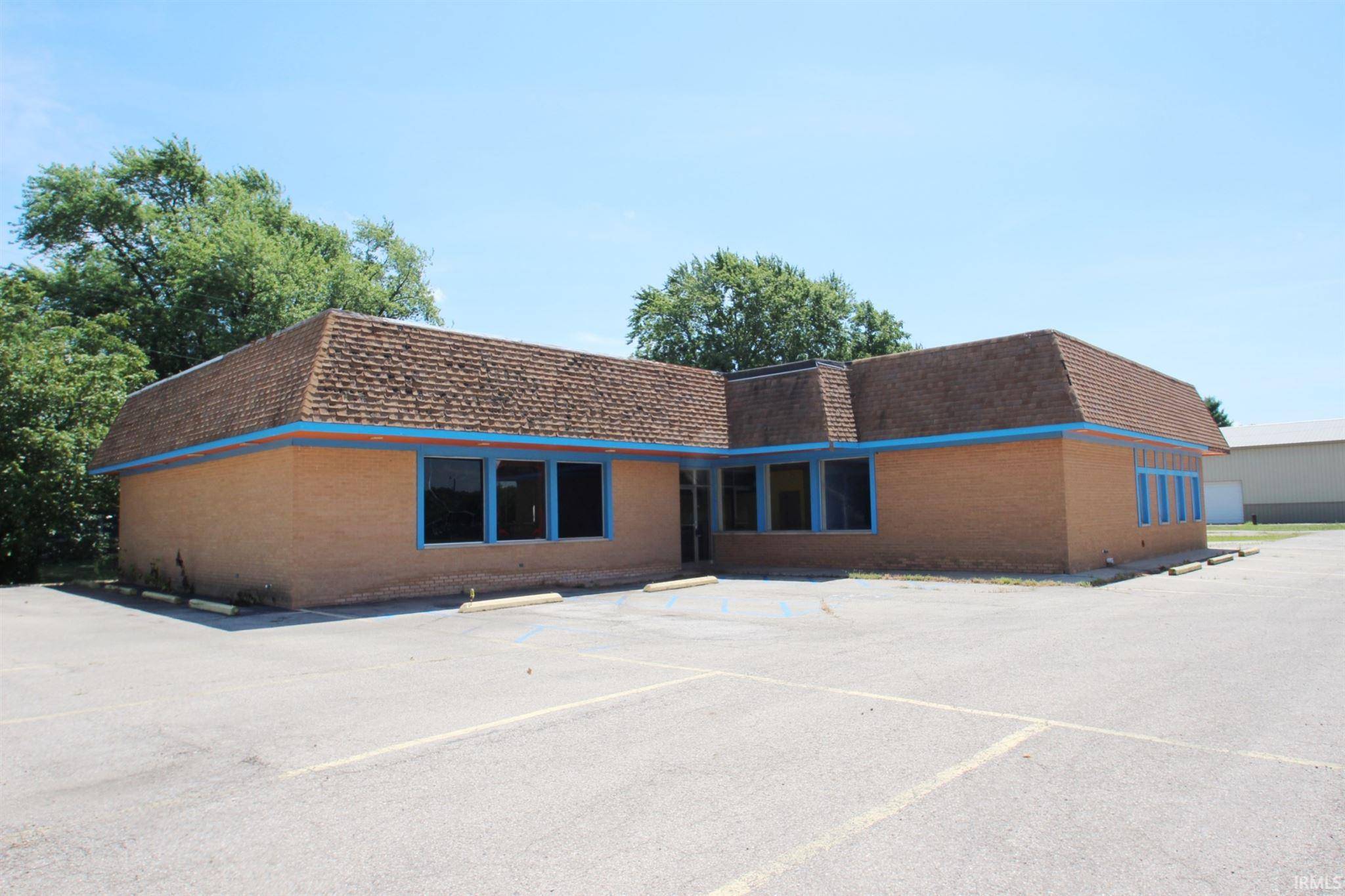 2005 E State Road 14, Rochester, IN 46975