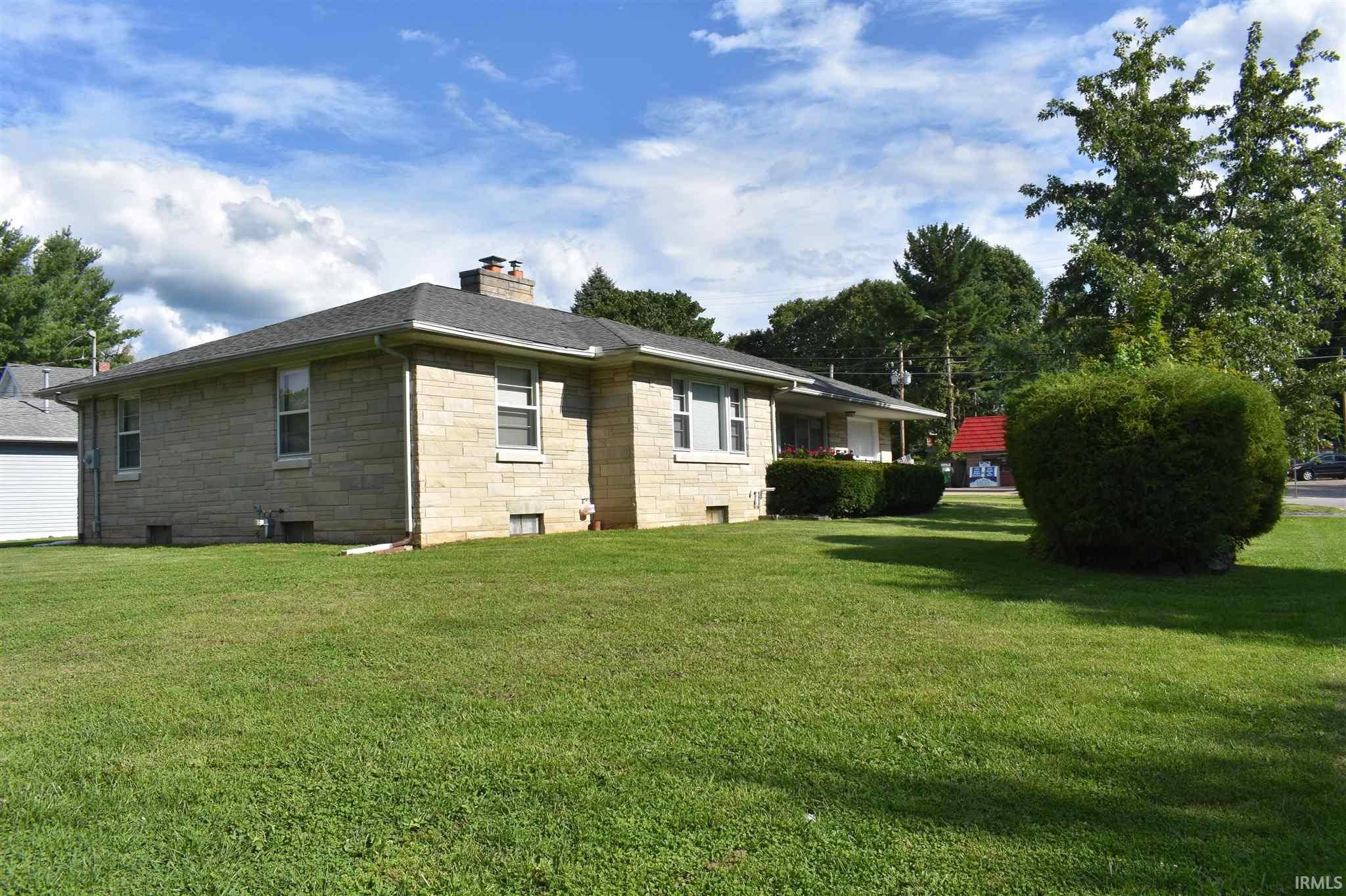 Bloomfield, IN 47424,9 N Harrison Street