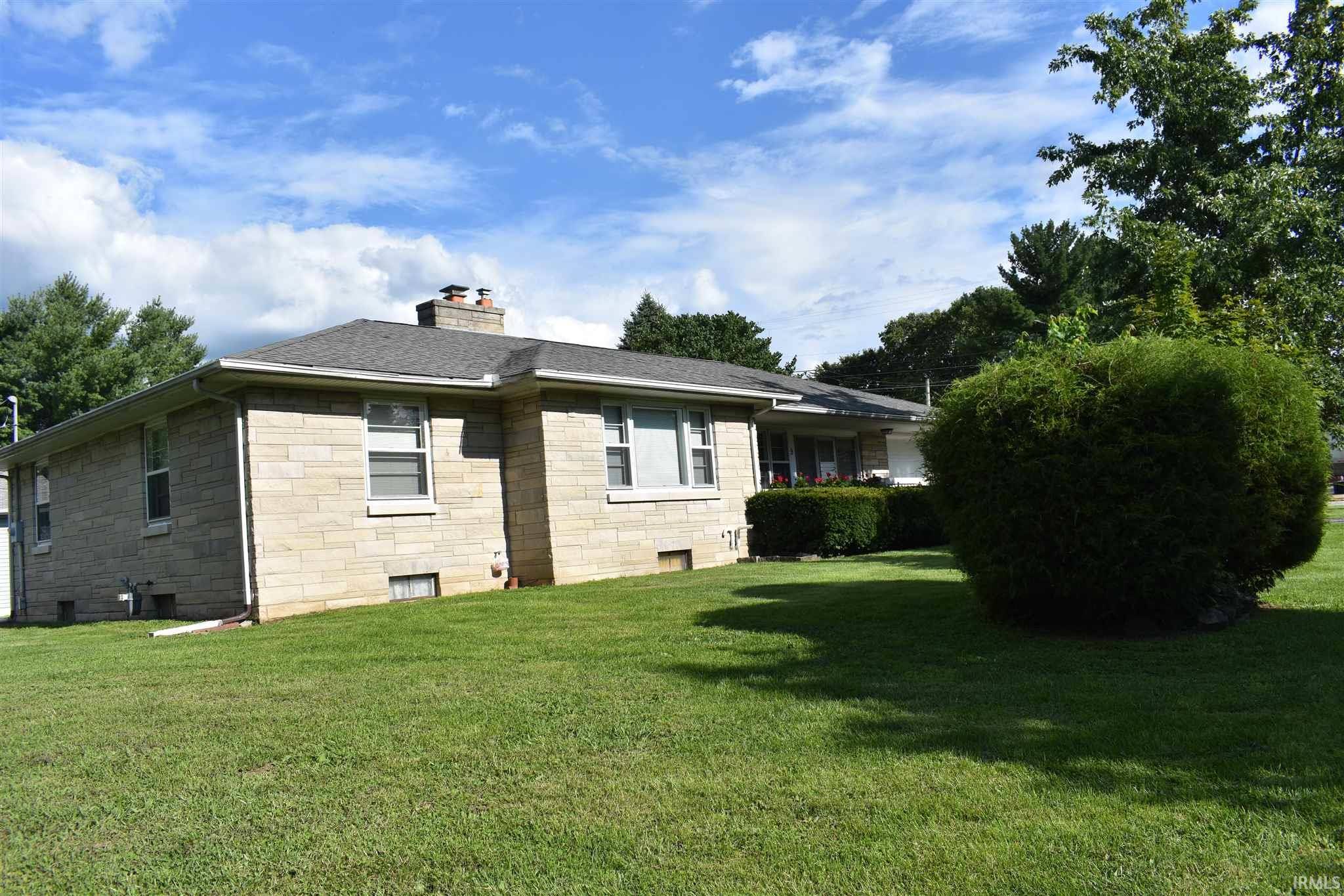 Bloomfield, IN 47424,9 N Harrison Street