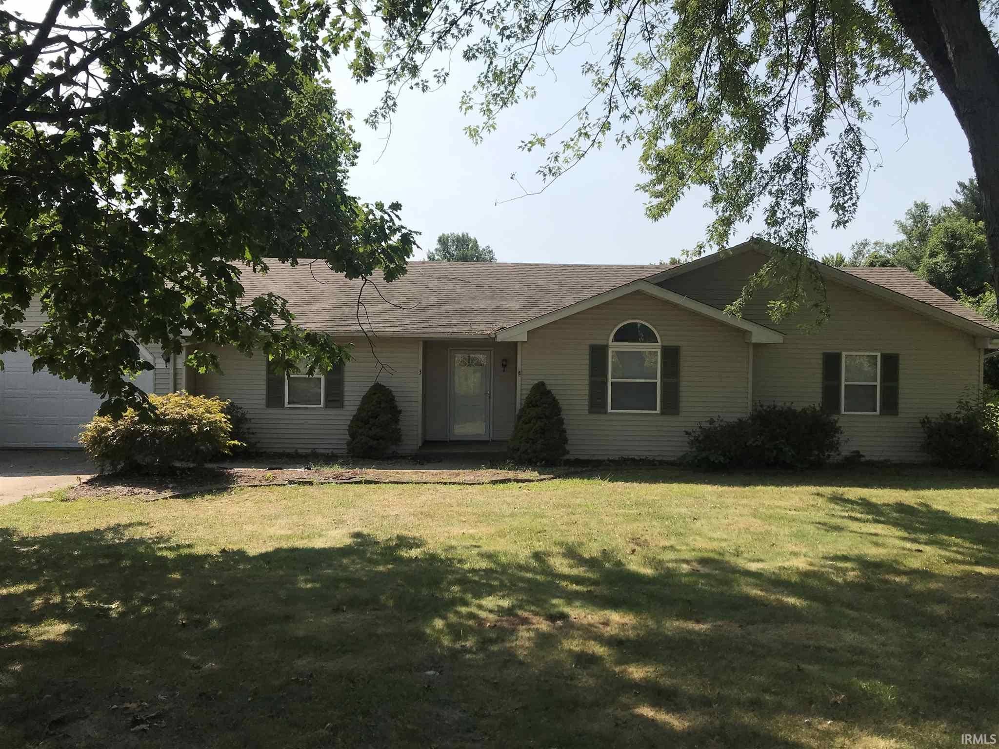 3 E Viola Avenue, Washington, IN 47501