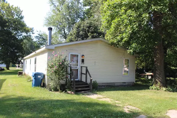 406 W North Street, Boswell, IN 47921