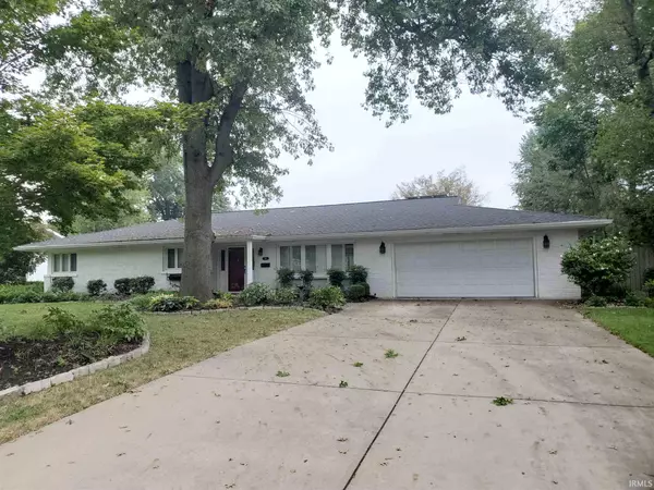 740 S Meadow Road, Evansville, IN 47714