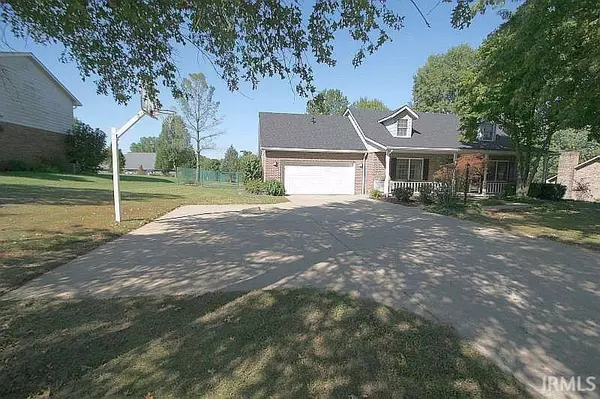 Jasper, IN 47546,957 S Crestwood Drive