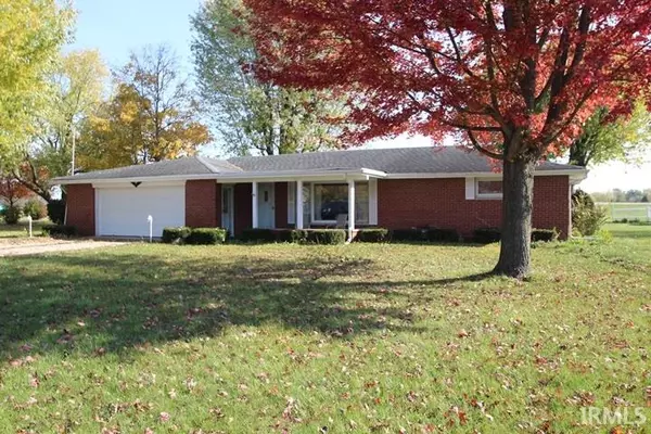 315 N Gillcrest Drive, Albany, IN 47320