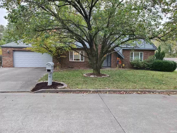 3600 EastBrooke Drive, Evansville, IN 47711