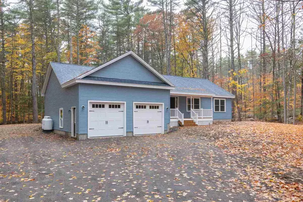 140 Long Point RD, Moultonborough, NH 03254