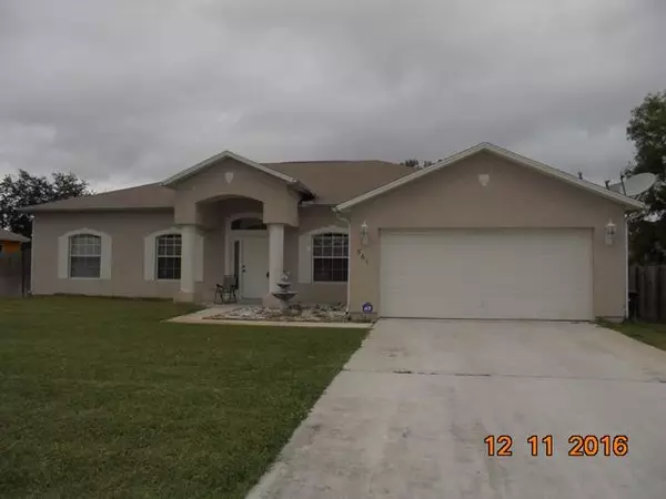 Port Saint Lucie, FL 34983,561 SE Walters