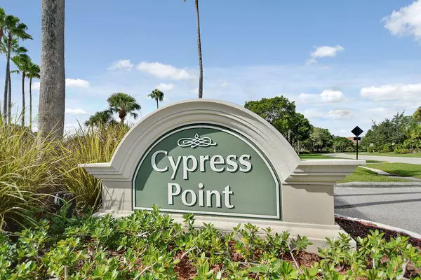 Palm Beach Gardens, FL 33418,184 Cypress Point DR