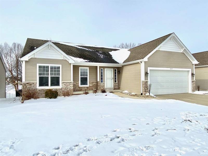 6017 Cottage Circle, Granger, IN 46530