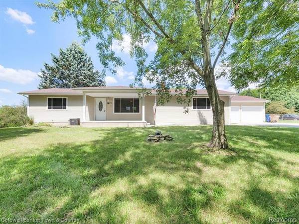 1475 E M-36, Pinckney, MI 48169