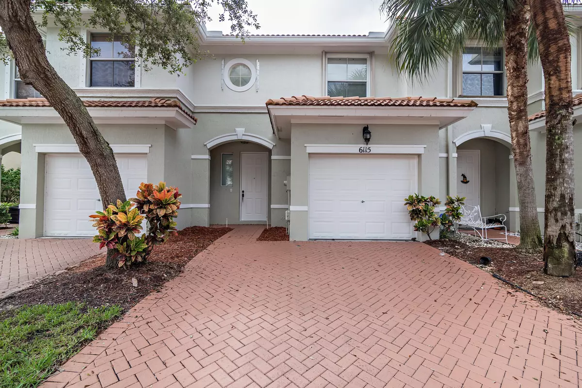 Palm Beach Gardens, FL 33418,6115 Seminole Gardens CIR